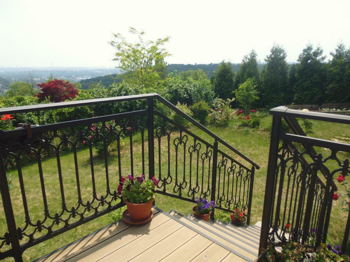 Villa Homestay Nad Helmrovkou Praha Eksteriør bilde